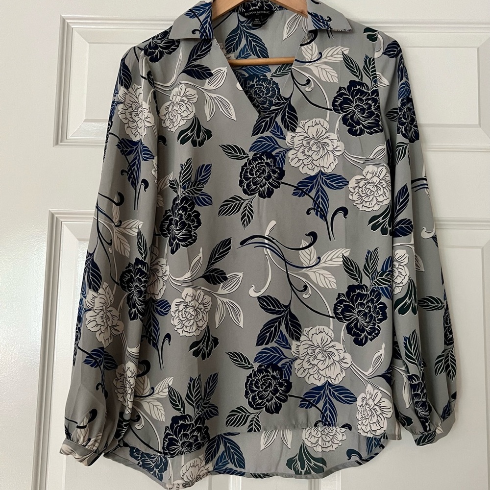Banana Republic long sleeved floral shirt